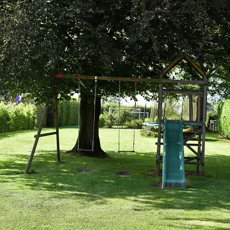 Spacious In Sourbrodt With Sauna Waimes