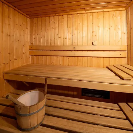 Spacious In Sourbrodt With Sauna Vila